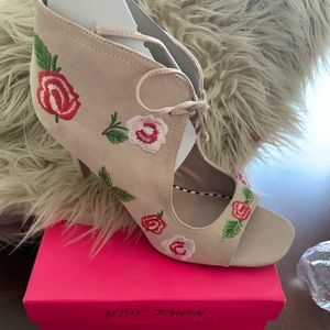 Betsey Johnson Carolina Open Toe Heel